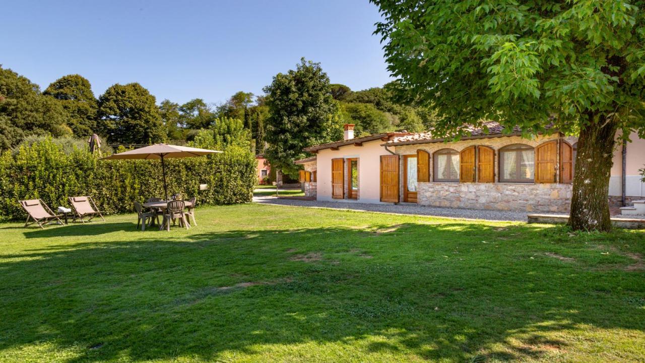 Il Cottage Di Patrizia Lucca Dış mekan fotoğraf